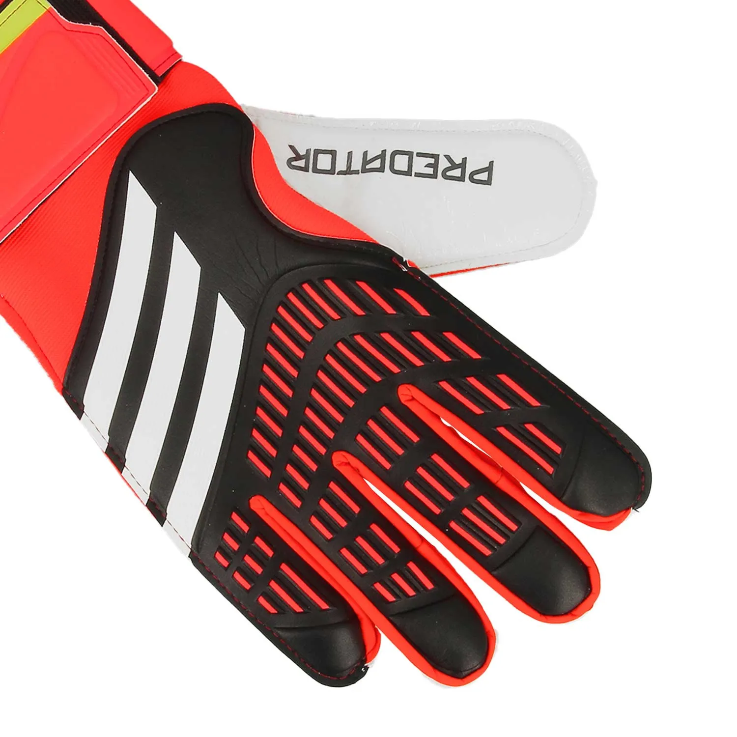 adidas Predator Match