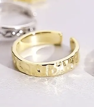 Anillo Argolla Ajustable, Estilo Antiguo de Plata de Ley 925 con Bao de Oro 18K