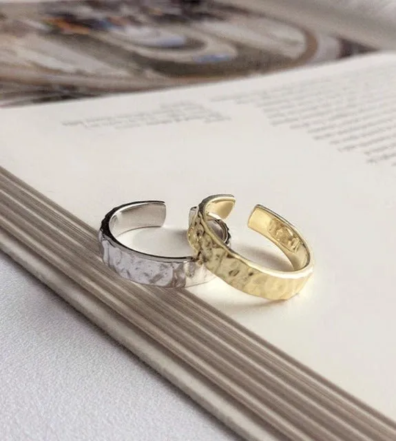 Anillo Argolla Ajustable, Estilo Antiguo de Plata de Ley 925 con Bao de Oro 18K