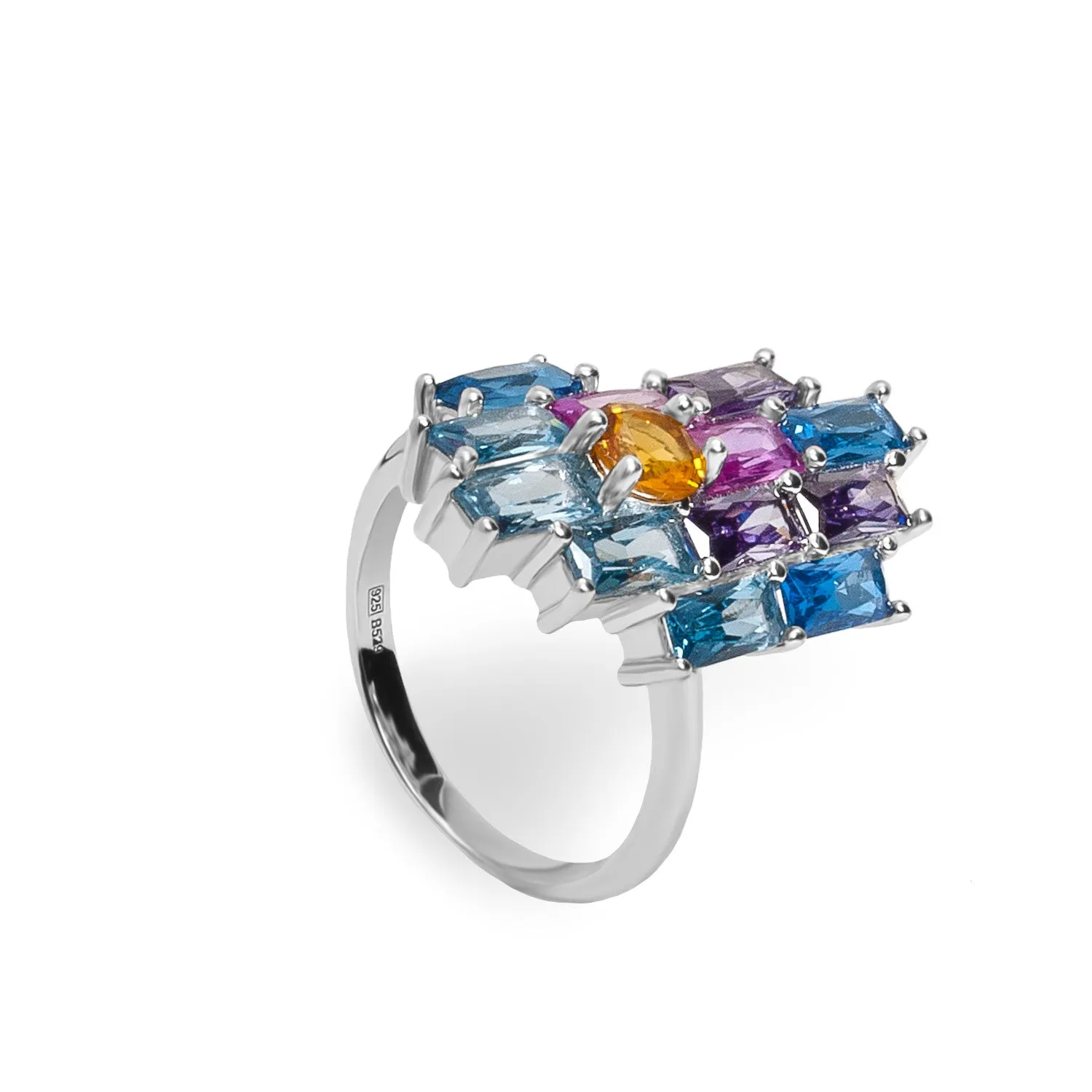 Anillos con piedras de colores estilo geométrico