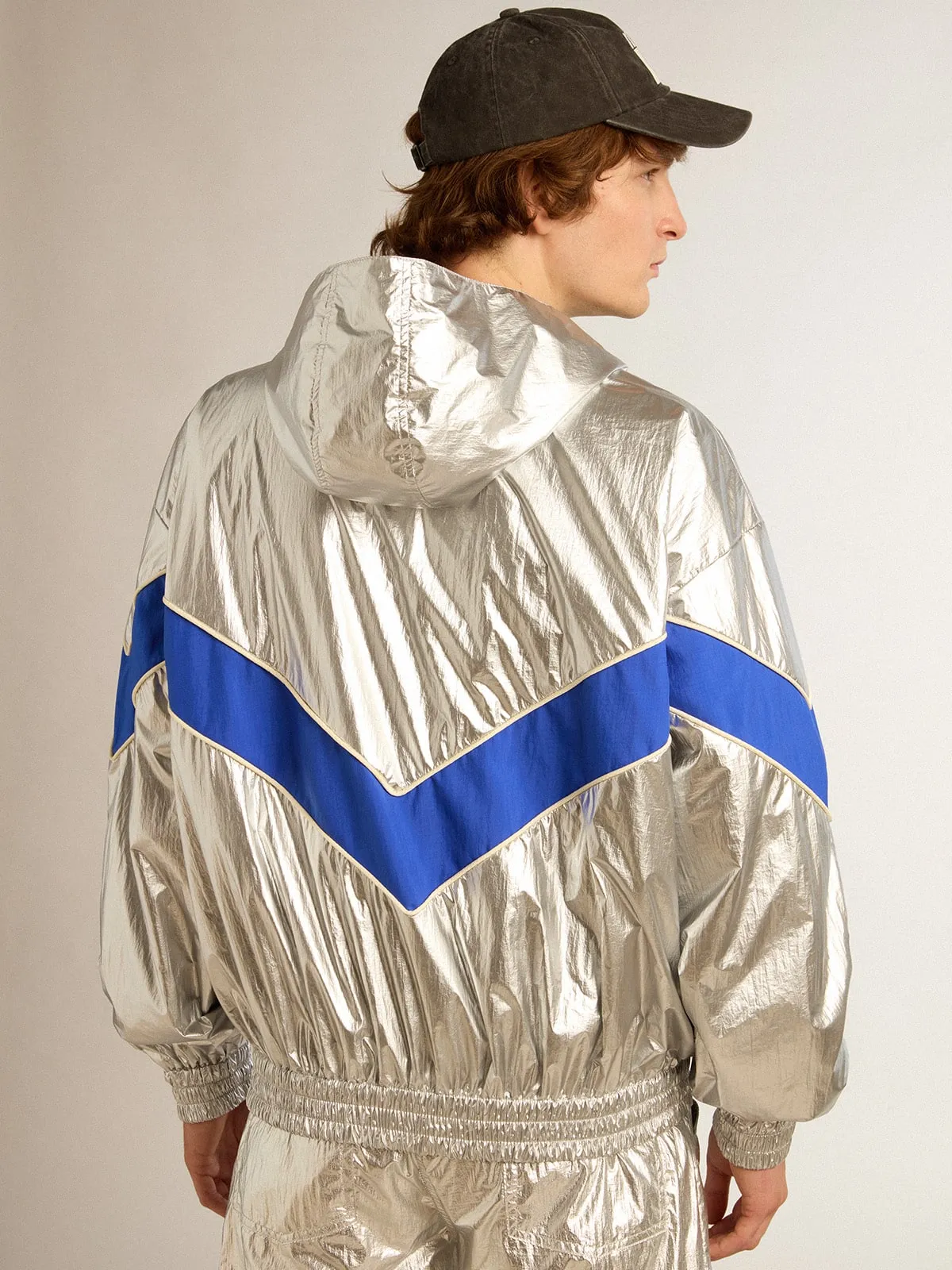 Anorak de hombre en tejido técnico plateado