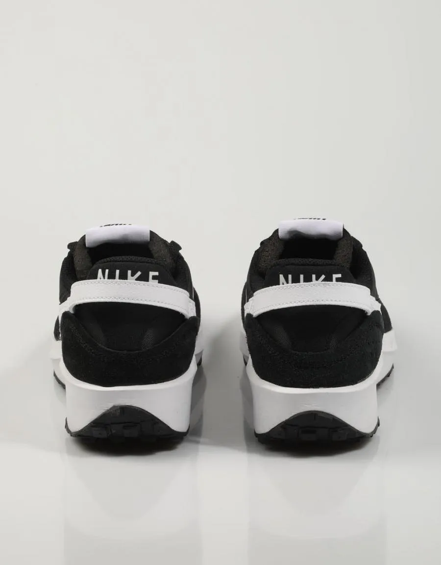  baskets NIKE Waffle en Noir 77662