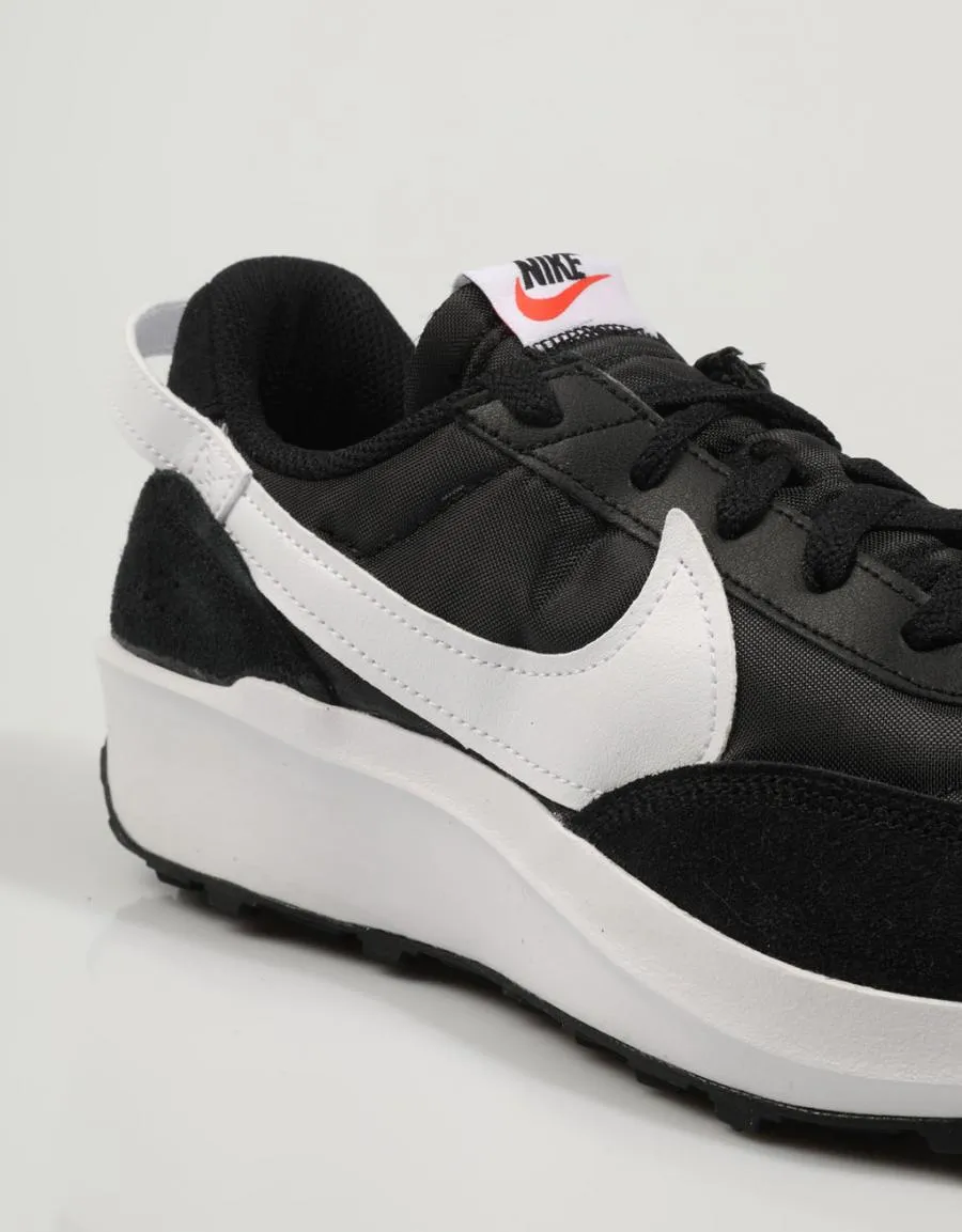 baskets NIKE Waffle en Noir 77662