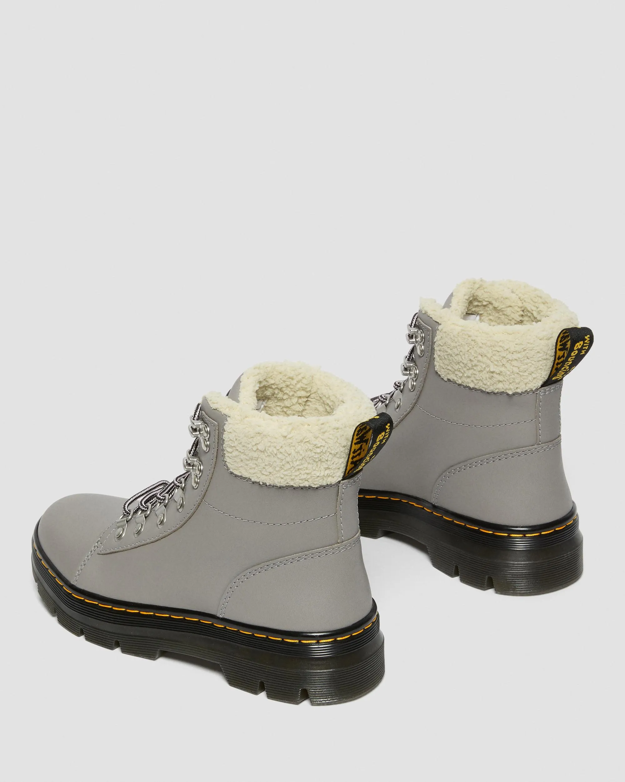 Botas casual Combs con forro sintético para mujer