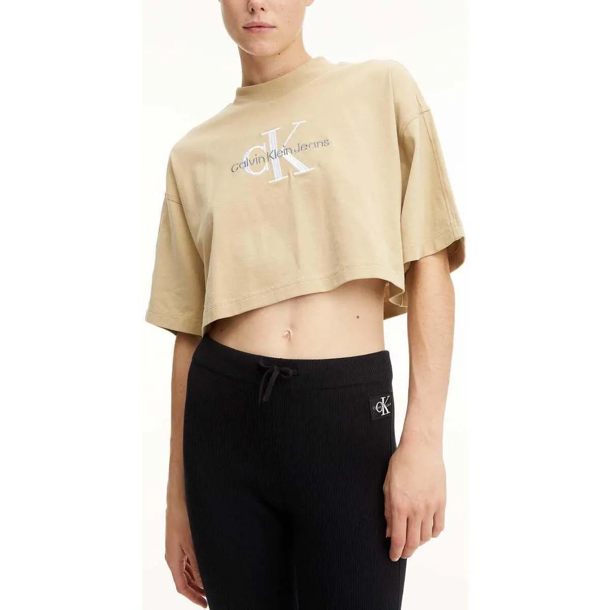 CAMISETA  EMBROIDERY  MUJER