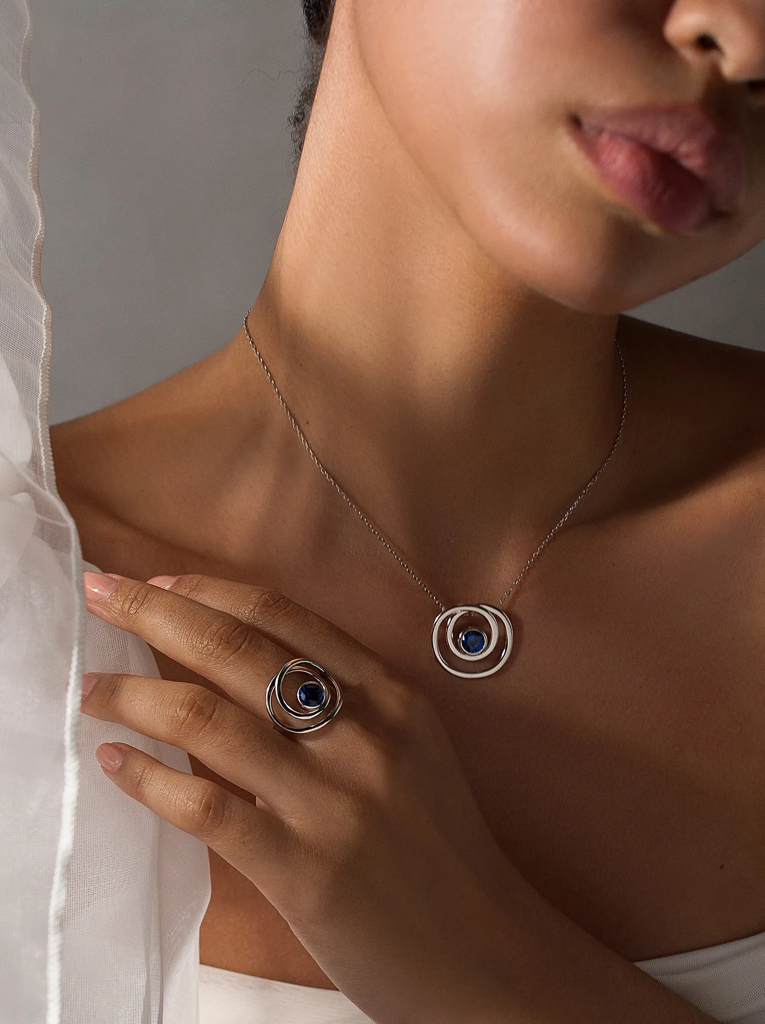 Colgantes plata originales estilo espiral con circonita zafiro