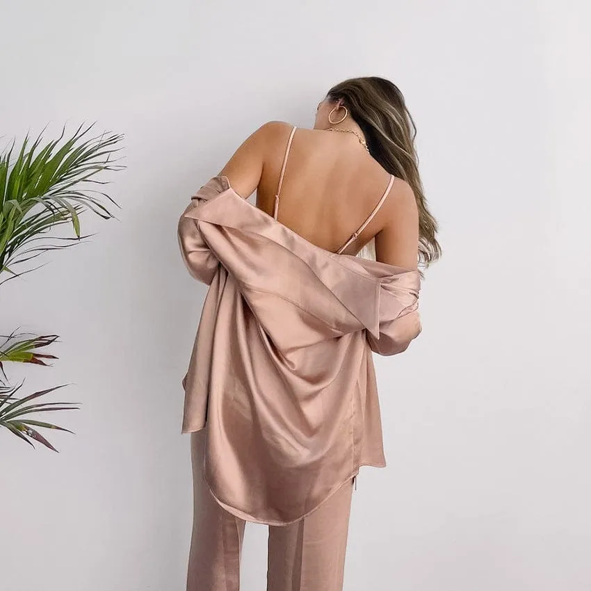 Conjunto de ropa de noche con manga larga