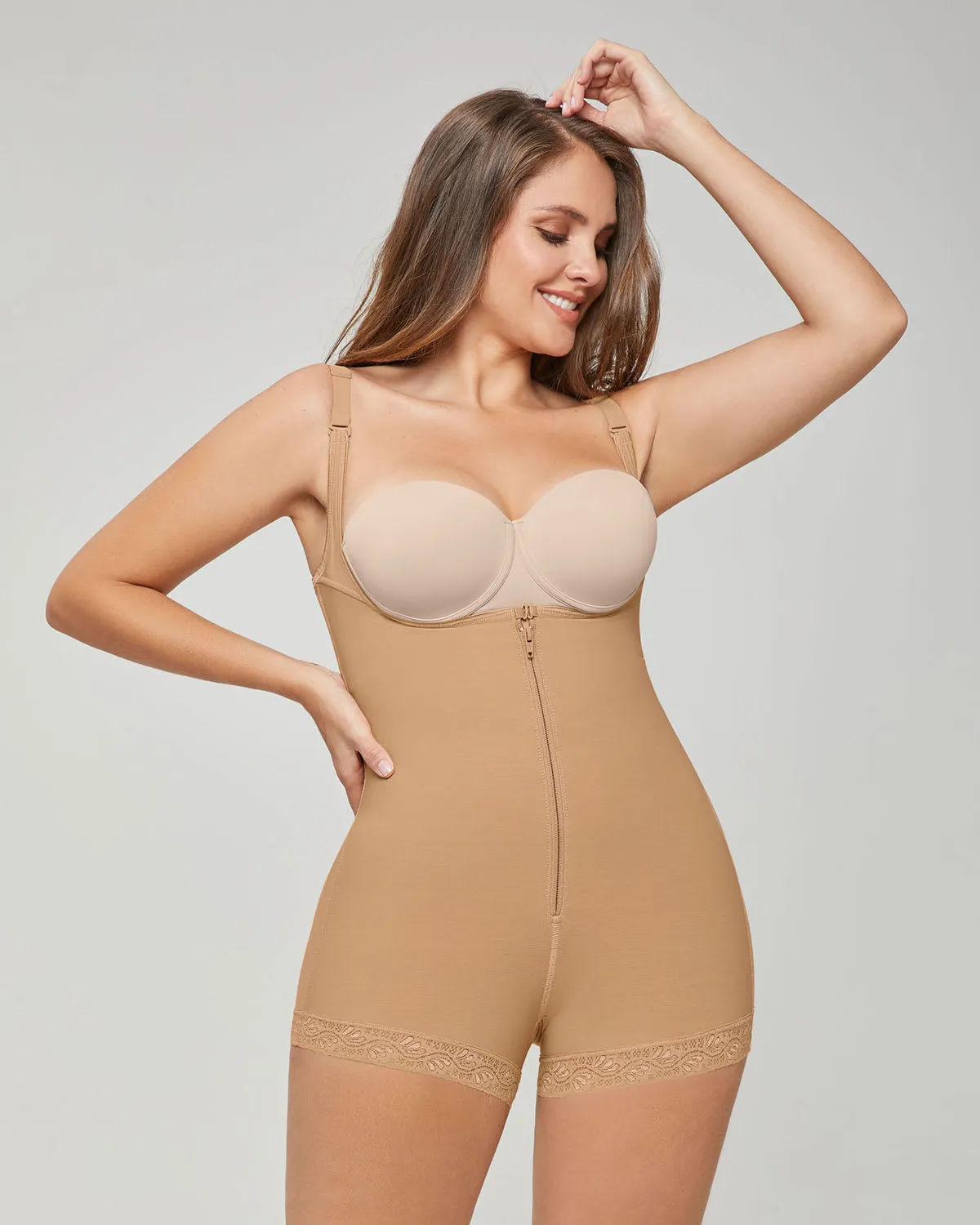 Faja estilo body de compresión fuerte levanta cola