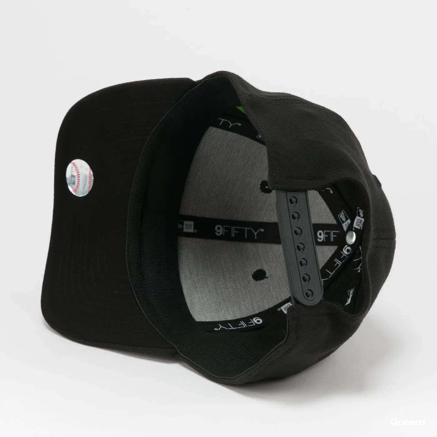 New Era 950 MLB Stretch Snap B