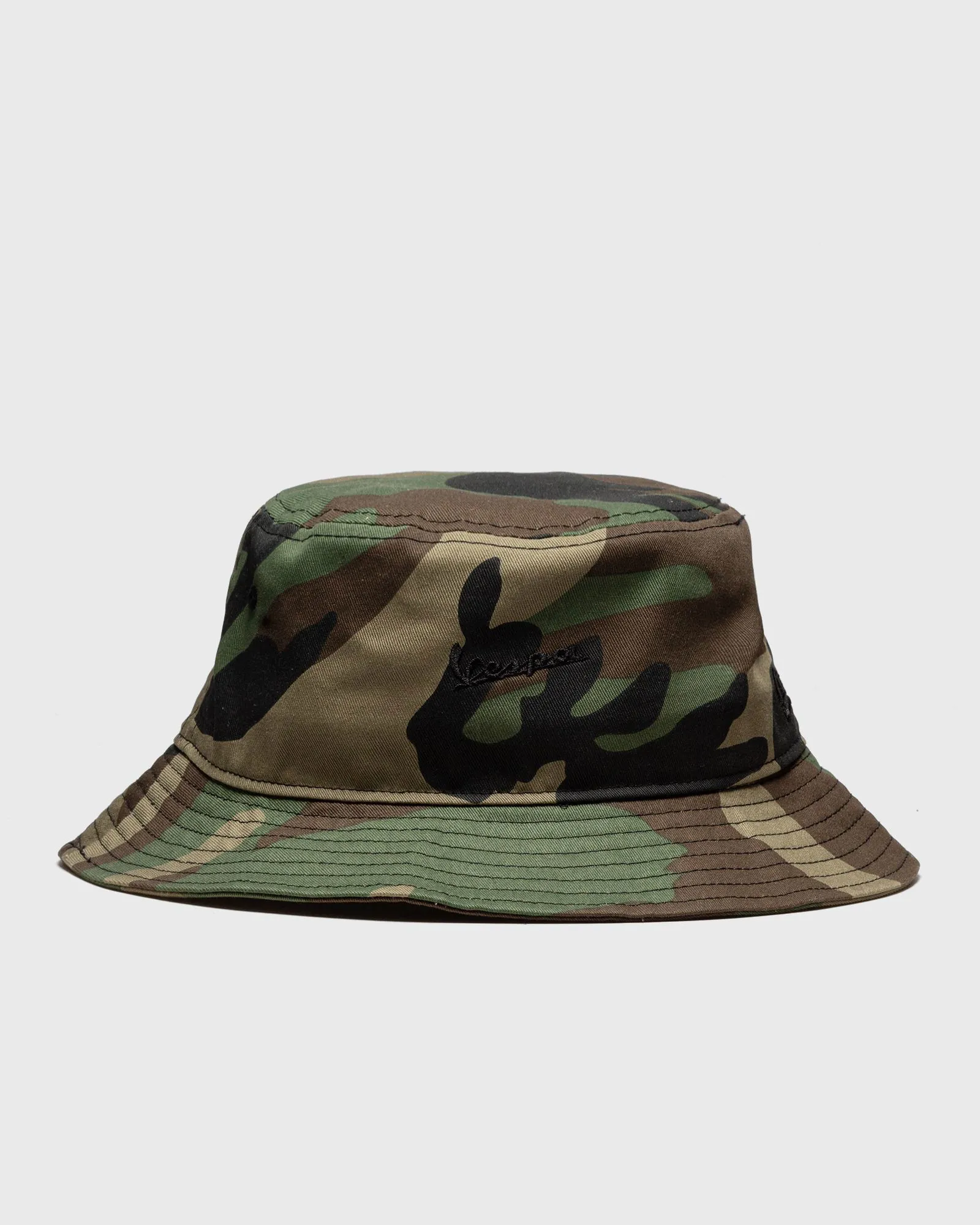 New Era CAMO BUCKET VESPA WDC