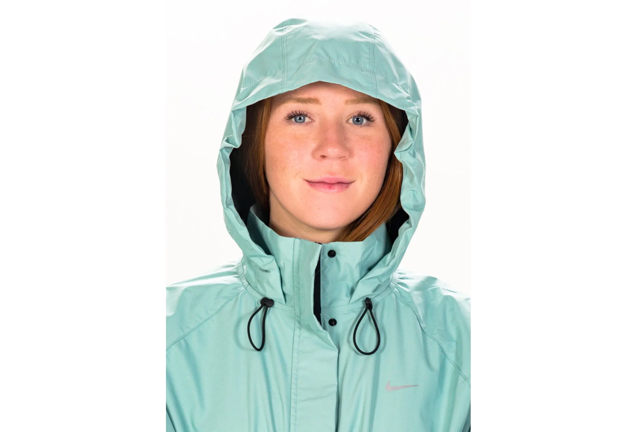 NIKE CHAQUETA STORMFIT SWIFT