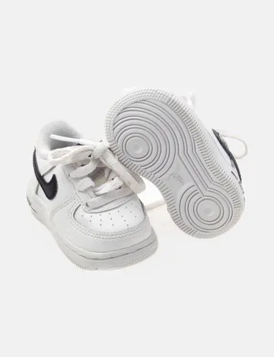 Nike Deportiva polipiel blanca