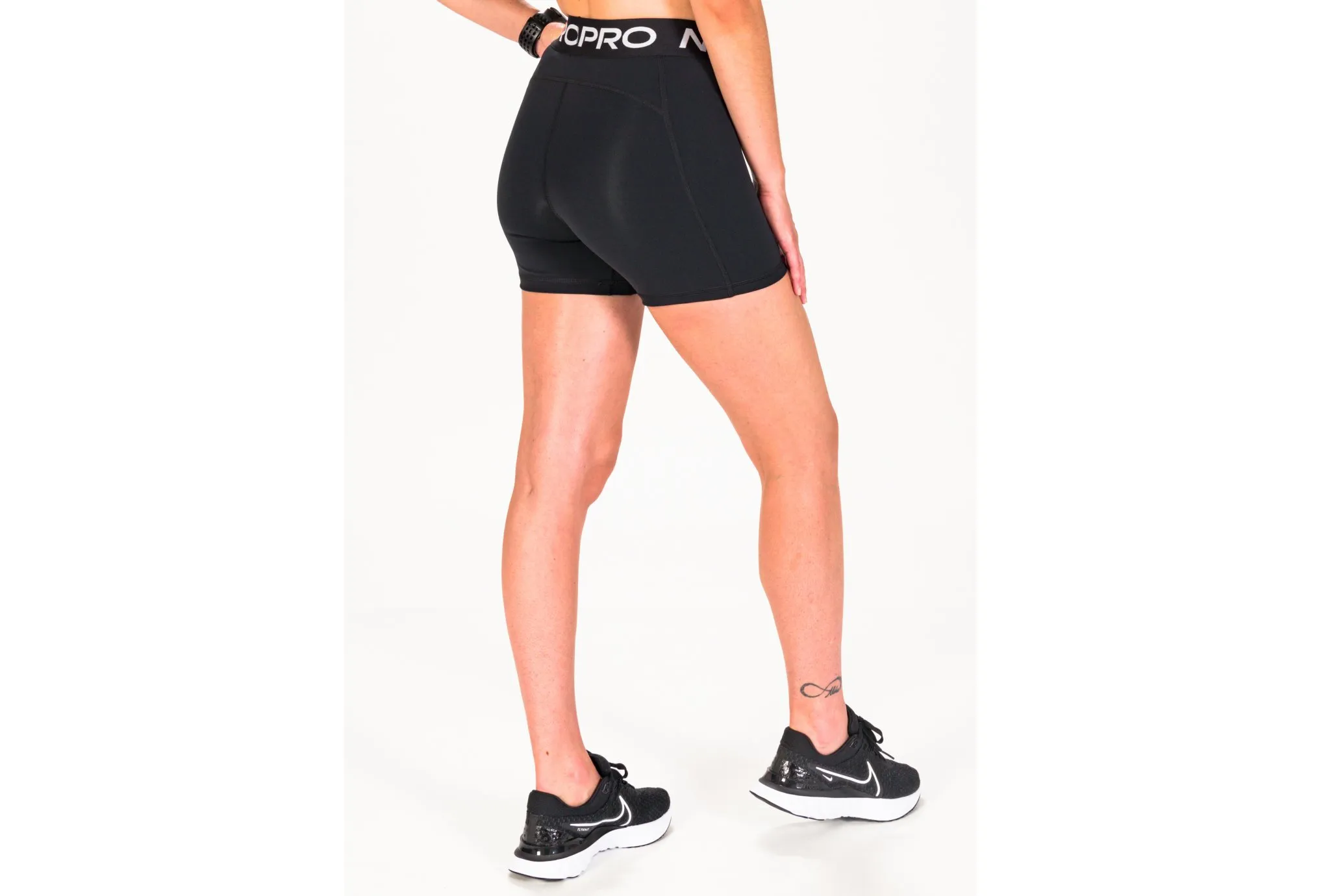 Nike pantalón corto Pro 365