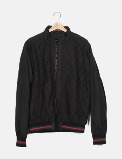 NoName Chaqueta negra impermeable