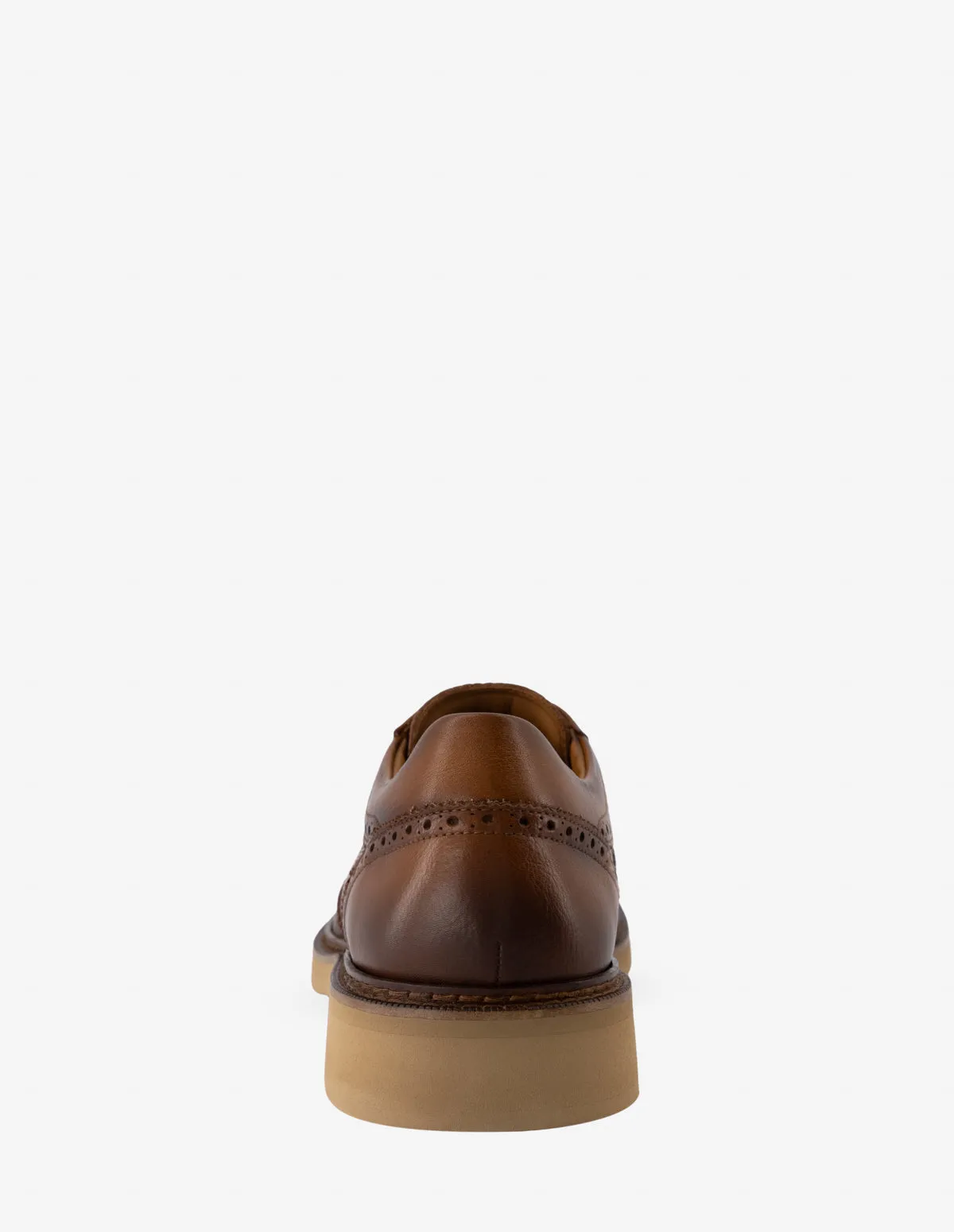 Oxford con calado en piel color cuero para hombre