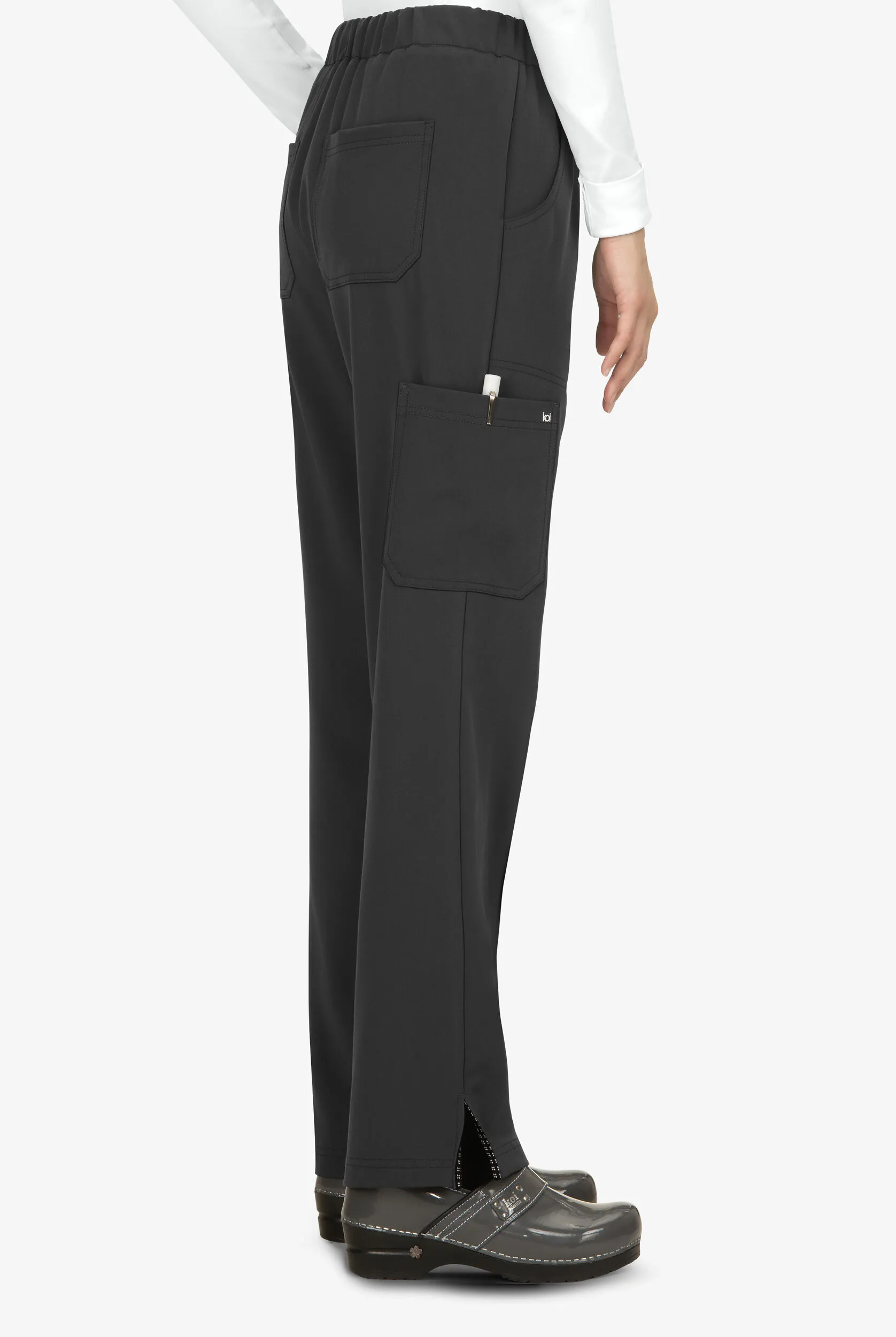 Pantalón médico koi Next Gen Everyday Hero STRETCH petite estilo cargo con cordón y 5 bolsillos para mujer