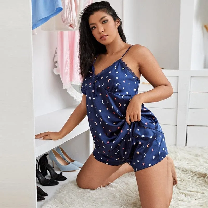 Pijama de satén plus size con estampado