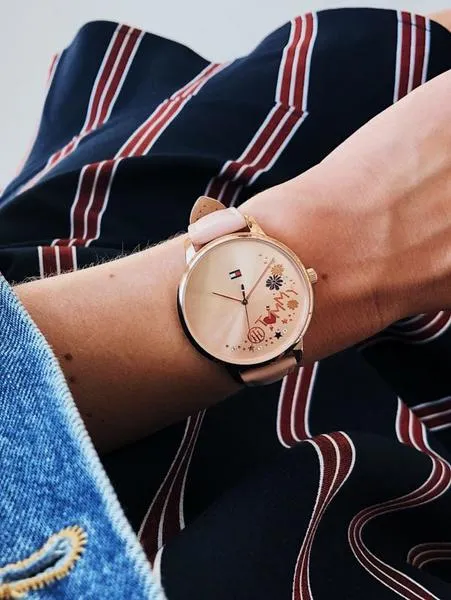 reloj tommy hilfiger august rose