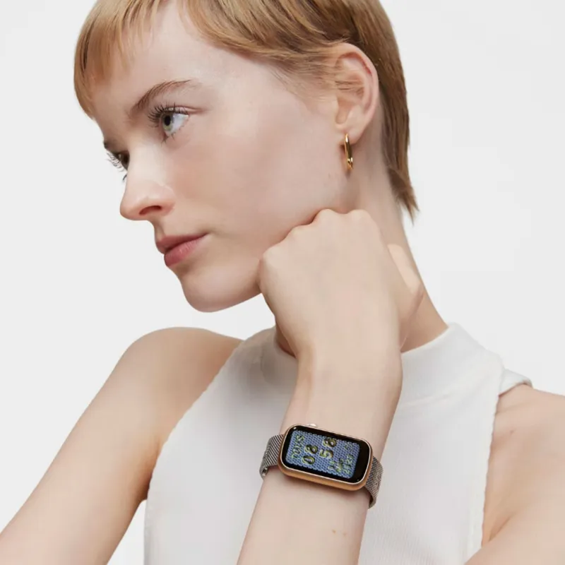 RELOJ TOUS SMARTWATCH CON BRAZALETE DE ACERO Y CAJA DE ALUMINIO EN COLOR IPG DORADO TBAND MESH 3000132600