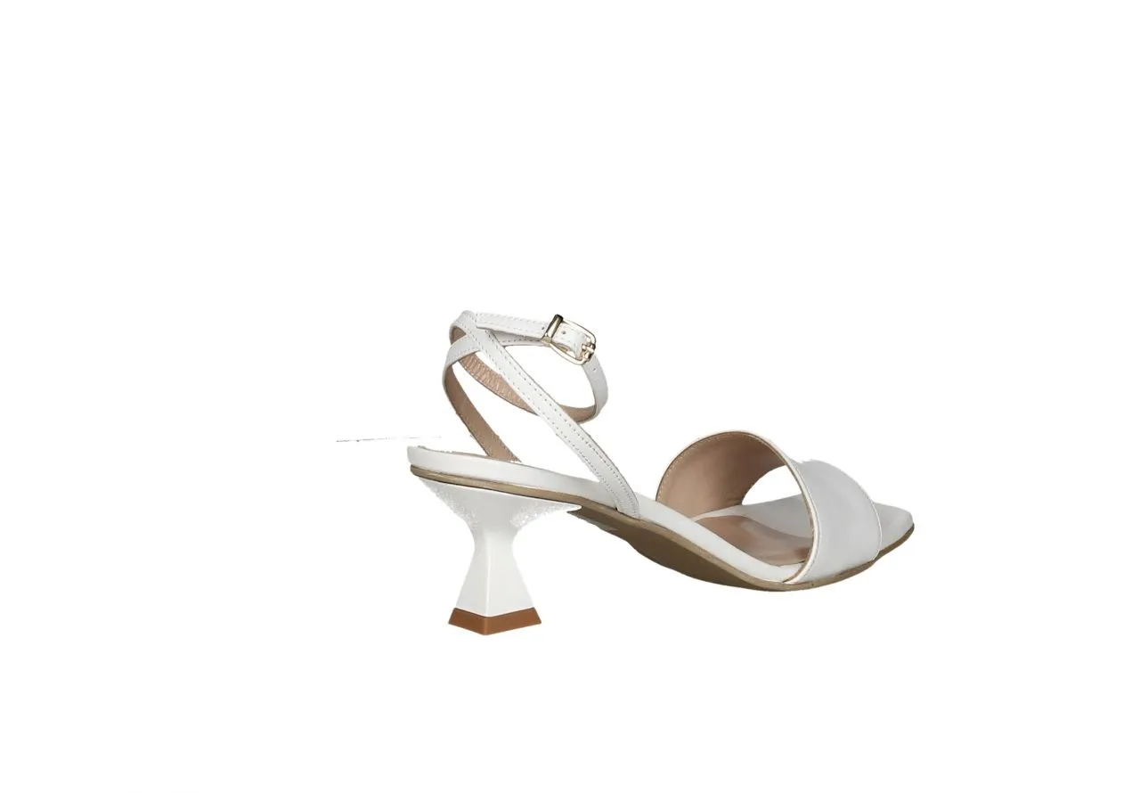 Sandalia Piel Blanco Pulsera