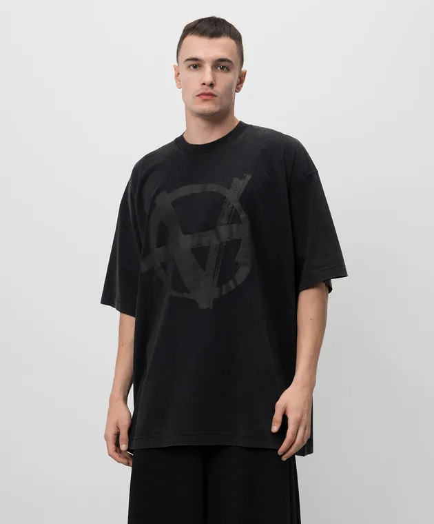 VETEMENTS BLACK TSHIRT WITH BLACK ANARCHY LOGO PRINT