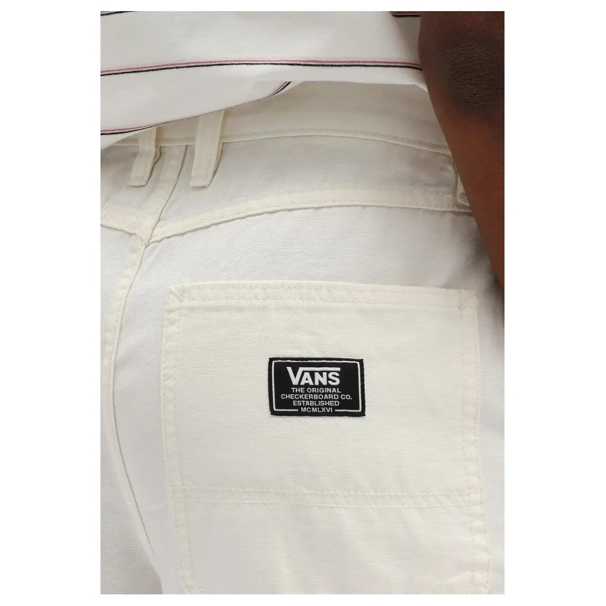 VN0A5JHJFS81 WN GROUNDMARSHMALLOW