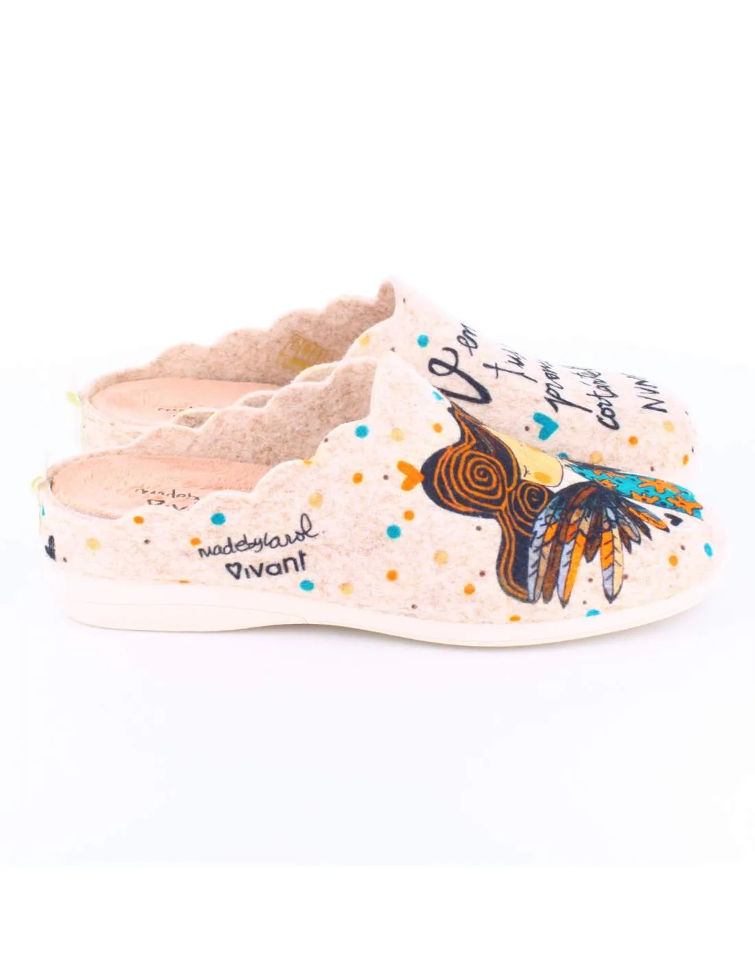 Zapatilla de Casa "Me enamoré de tus alas, prometo no cortarlas nunca" Fieltro Beig
