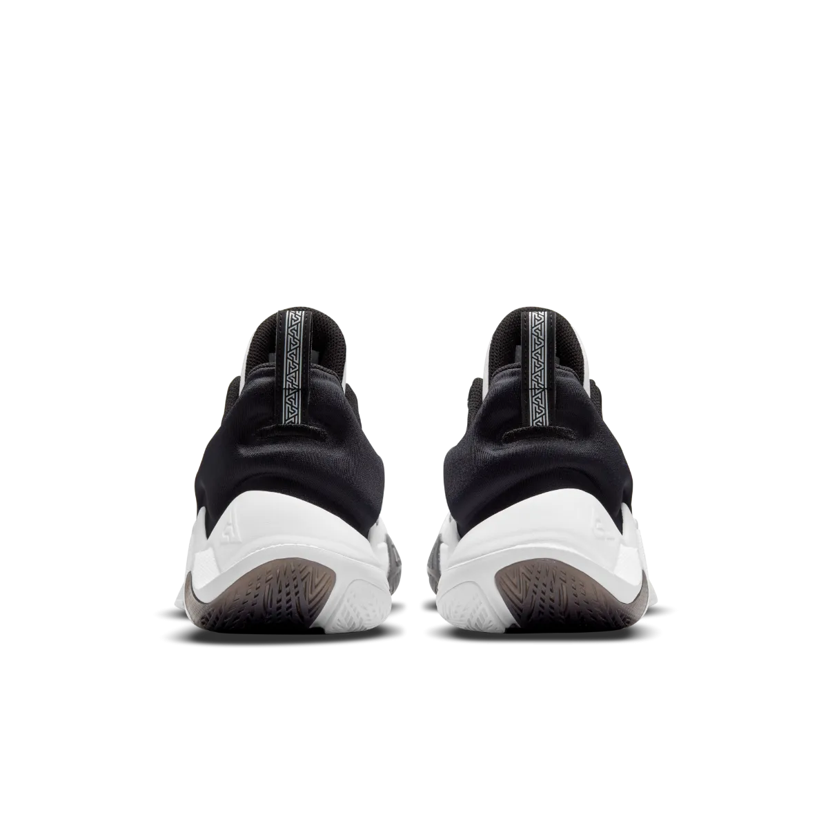 Zapatillas Básquetbol Hombre Nike Giannis Inmortality Blanca/Negra