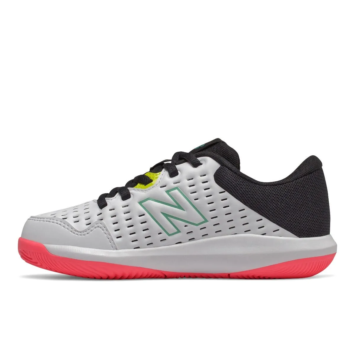 Zapatillas Tenis Niño New Balance 696 v4 Blanca