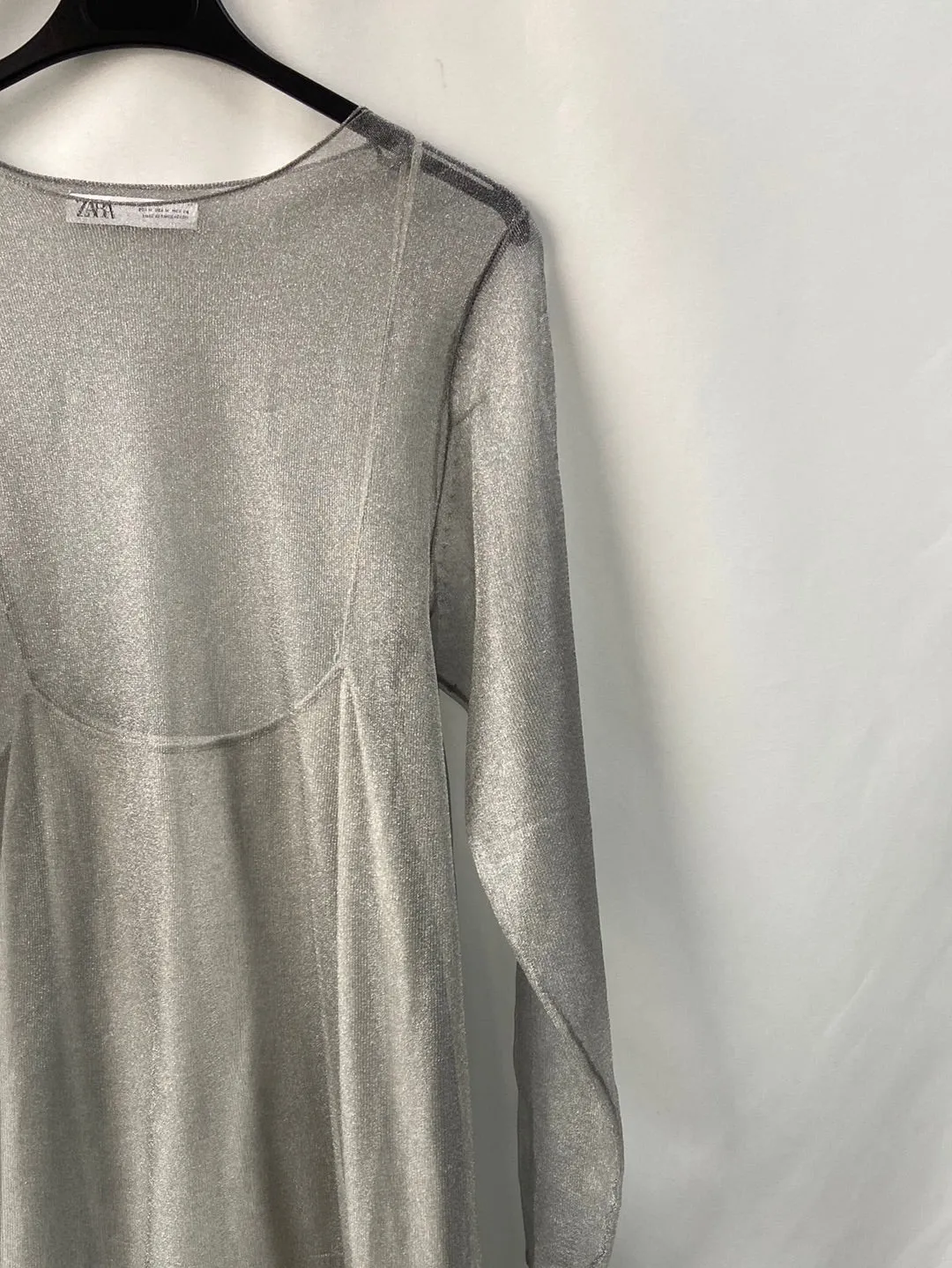 ZARA.Vestido largo plateado T.M